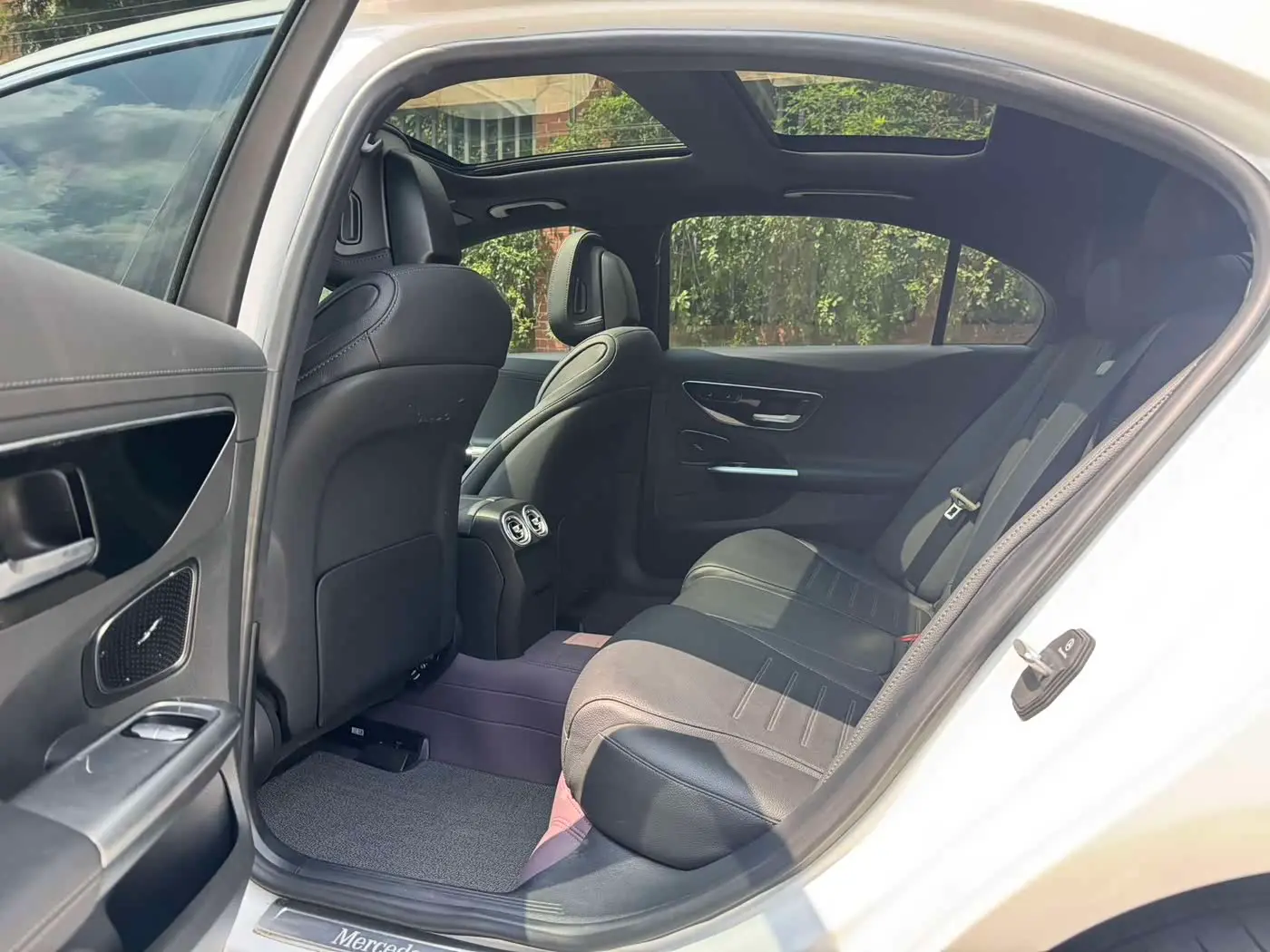 Mercedes-Benz C-Class 2024 — Şəkil 4/10