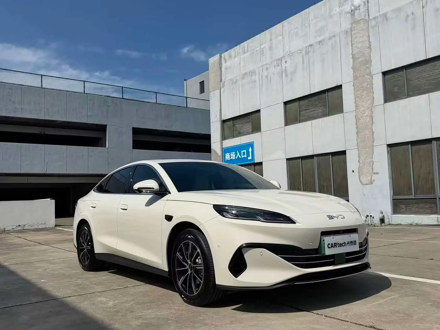 BYD Seal 06 New Energy 2025 — Photo 3/9
