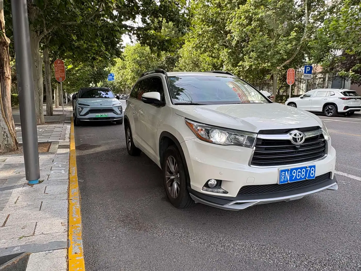 Toyota Highlander 2016 — ფოტო 3/9