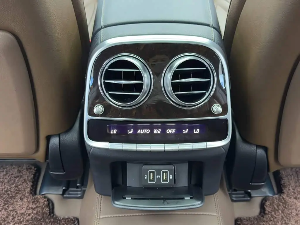 Mercedes-Benz S-Class 2021 — Photo 14/18