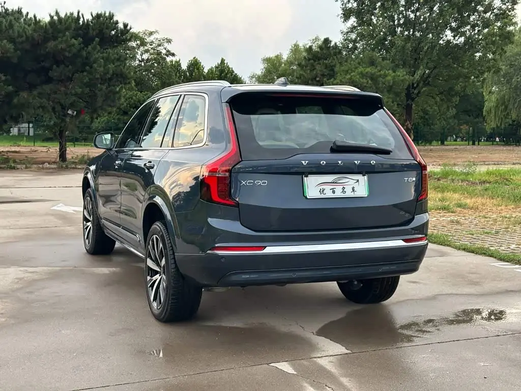 Volvo XC90 Plug-in Hybrid 2026 — Photo 4/20