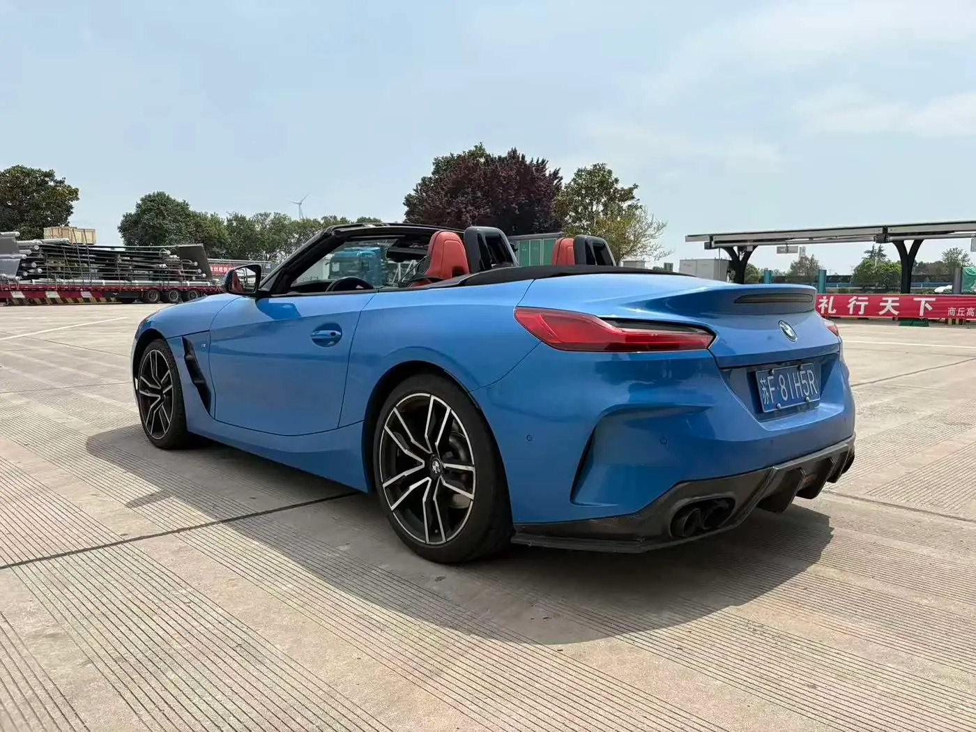 BMW Z4 2022 — ფოტო 4/8