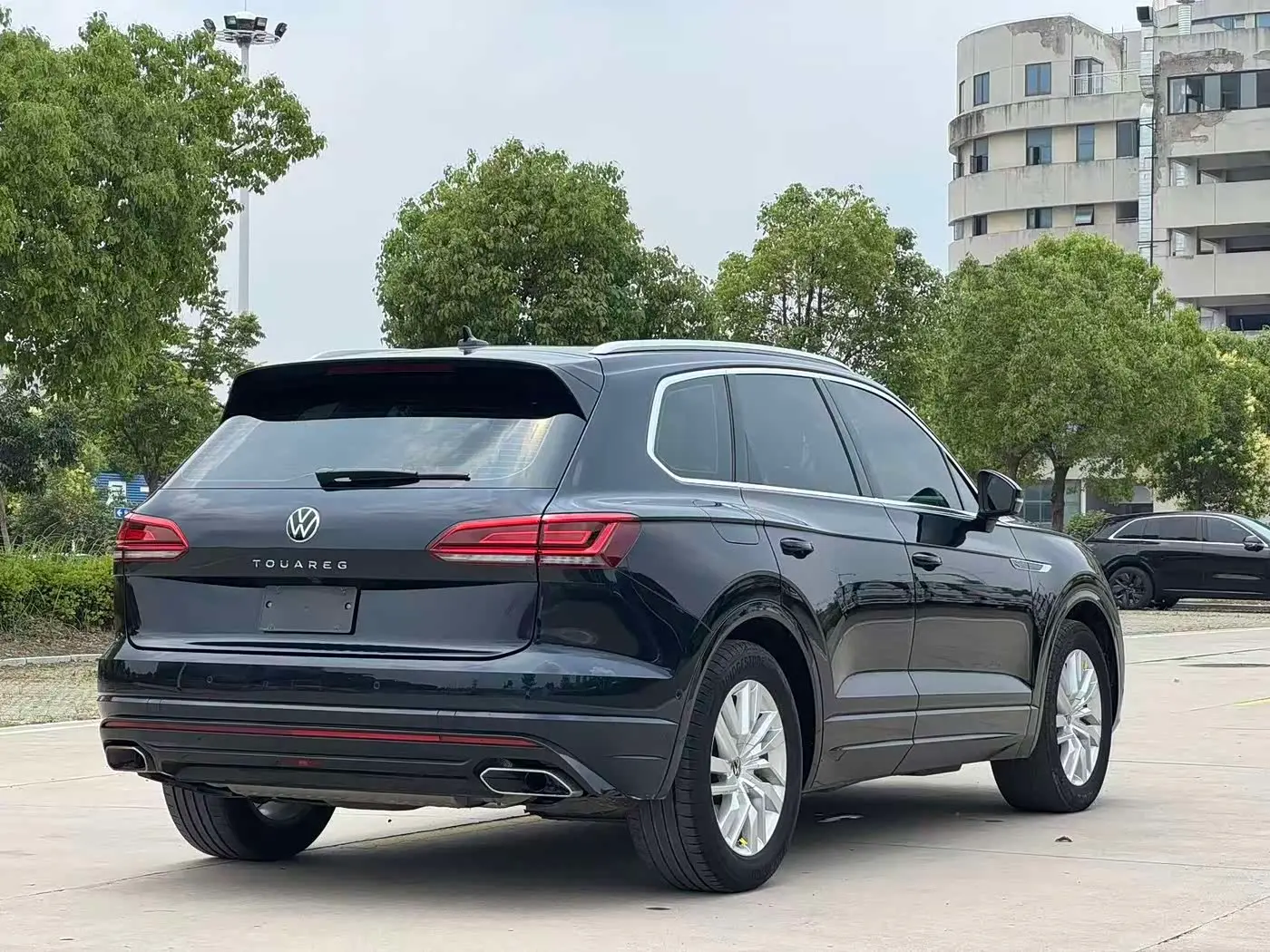 Volkswagen Touareg 2022 — Şəkil 8/20
