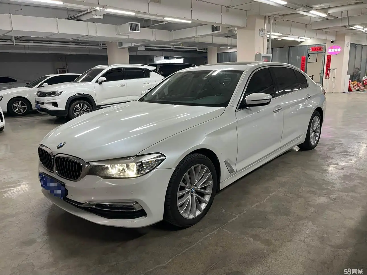 BMW 5 Series 2018 — Фото 1/7