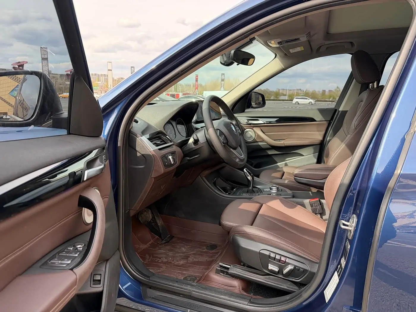 BMW X1 2021 — Photo 7/20