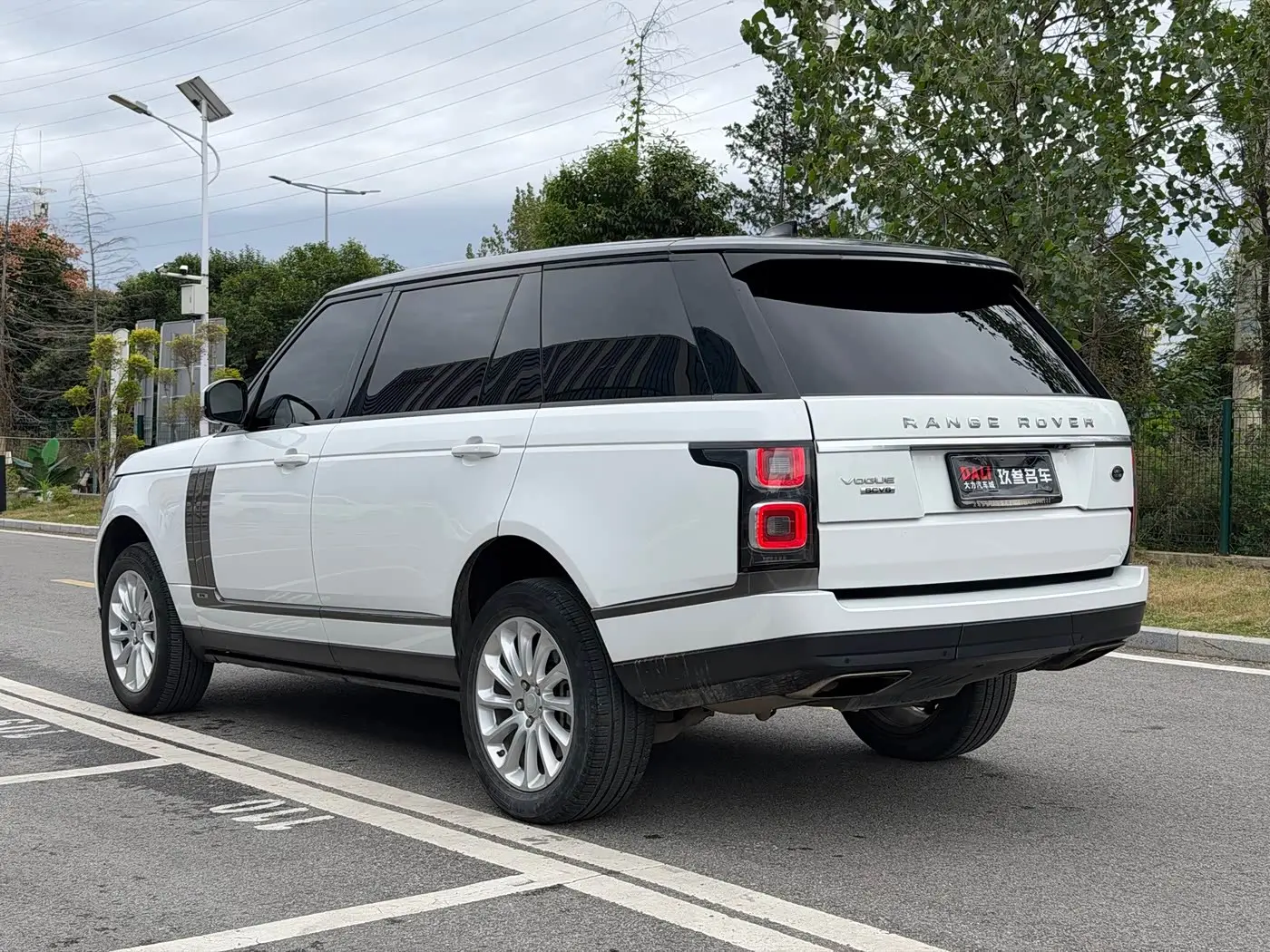 Land Rover Range Rover 2018 — Фото 5/20