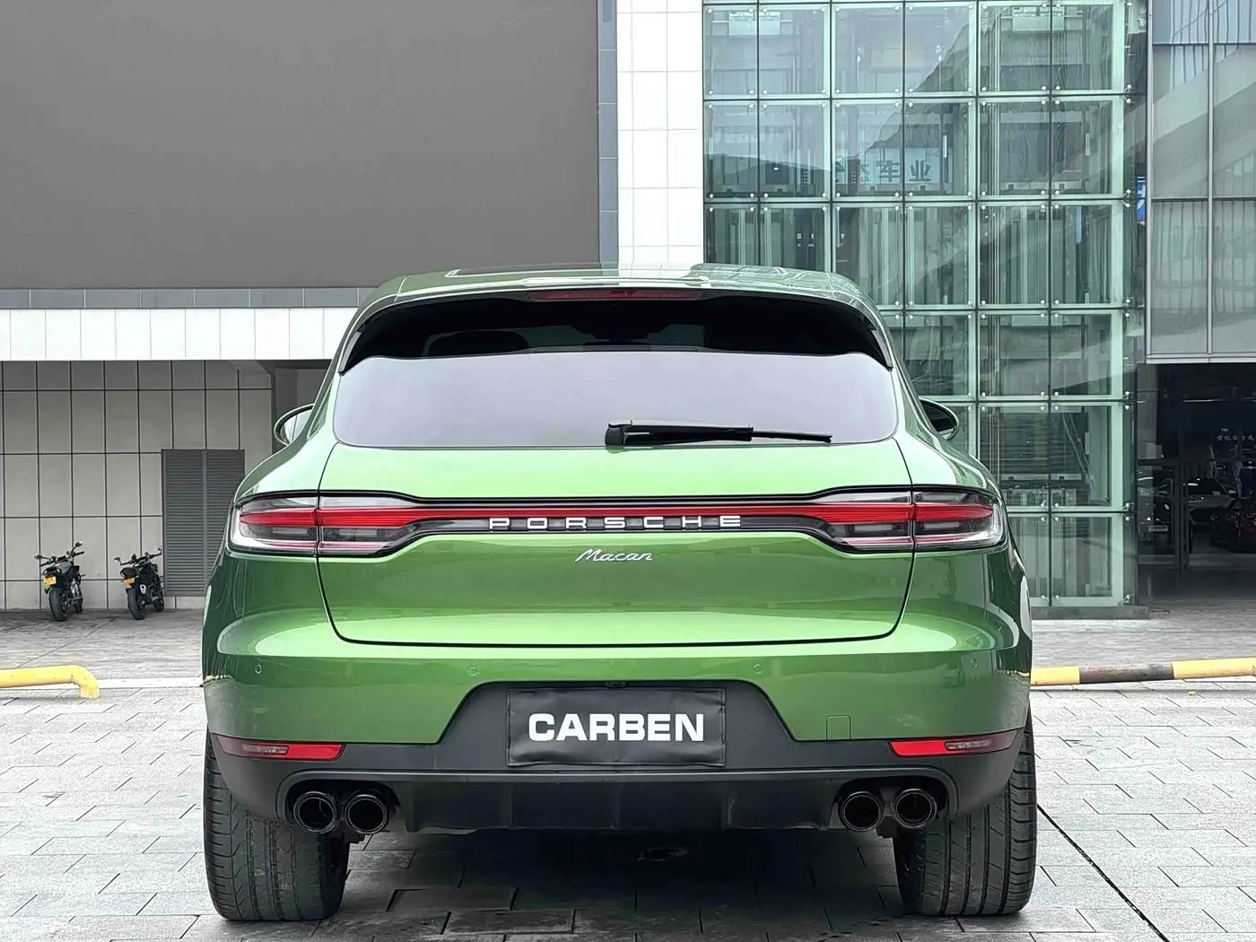 Porsche Macan 2021 — Photo 9/10
