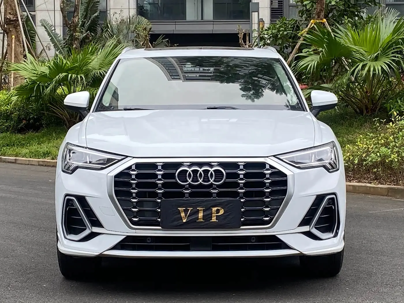 Audi Q3 2021 — Şəkil 2/18