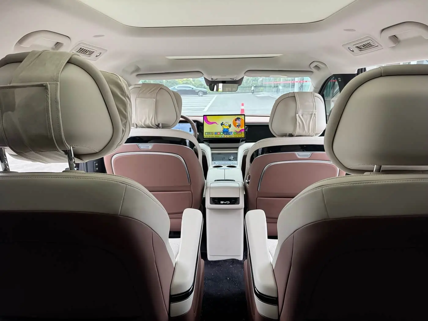 BYD Xia 2025 — Photo 10/15