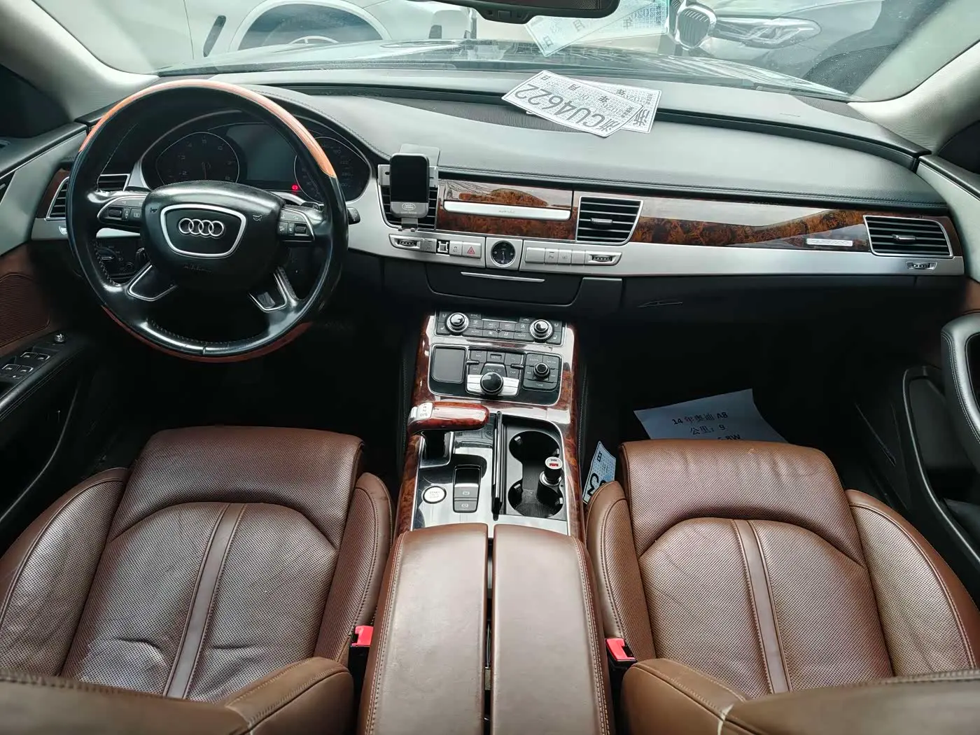 Audi A8 2014 — Фото 11/20