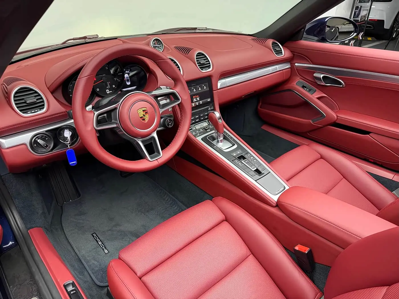 Porsche 718 2021 — Photo 11/15