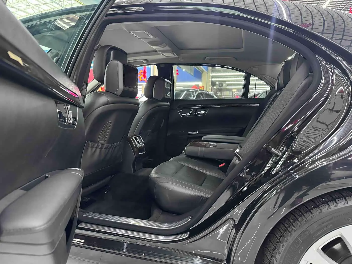 Mercedes-Benz S-Class 2012 — Şəkil 7/10