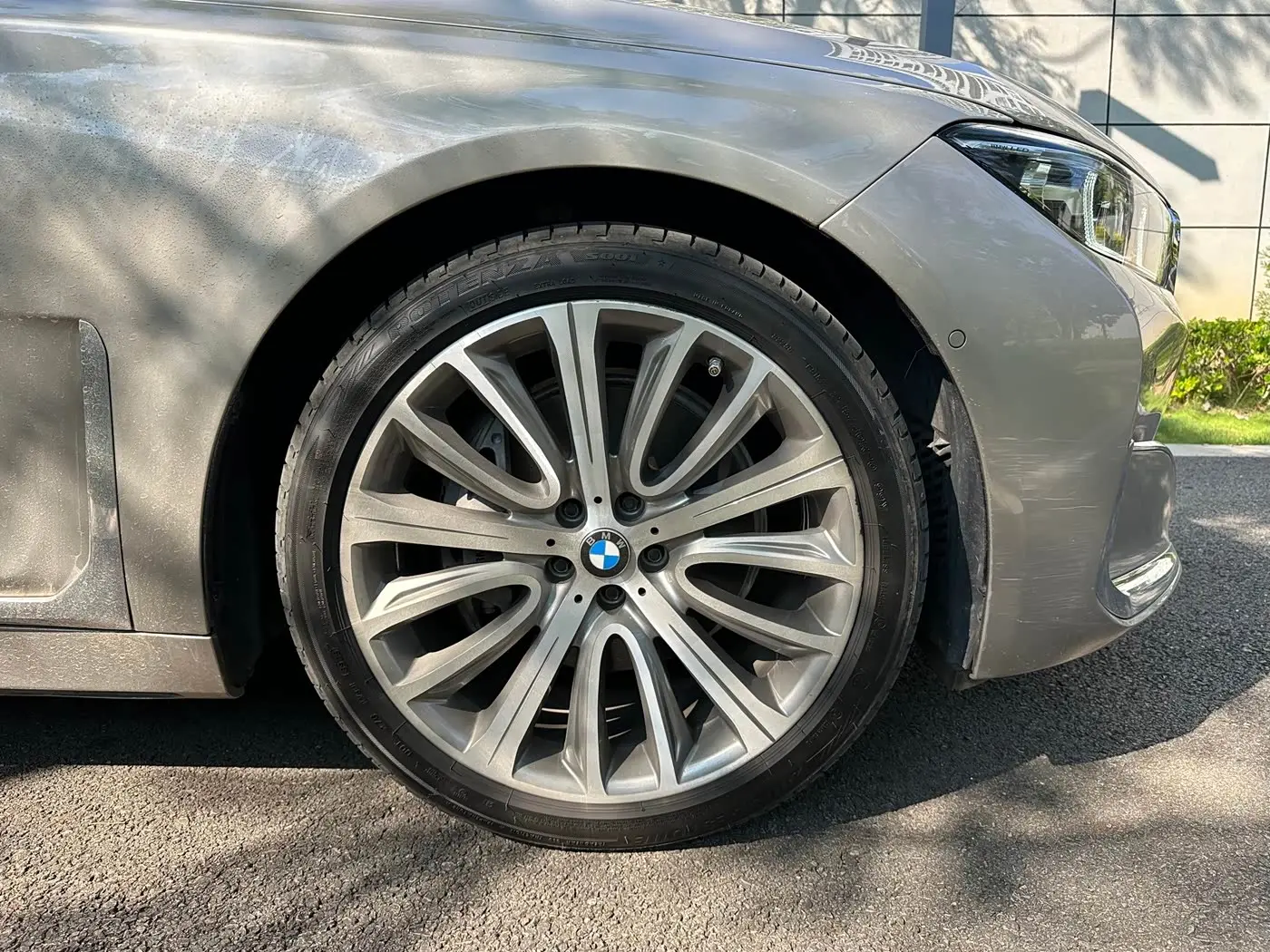 BMW 7 Series 2019 — Photo 14/15