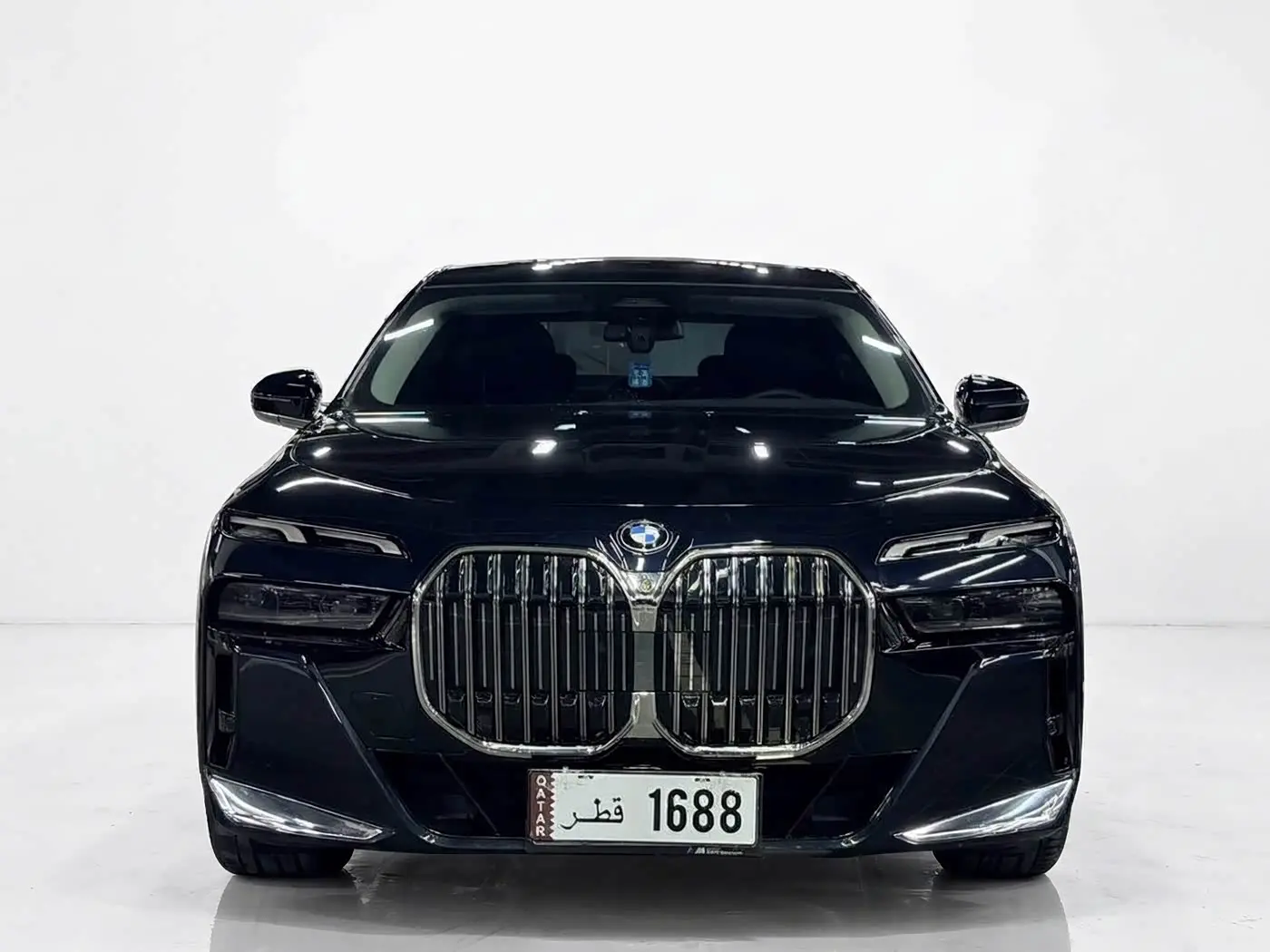 BMW 7 Series 2025 — Photo 2/9