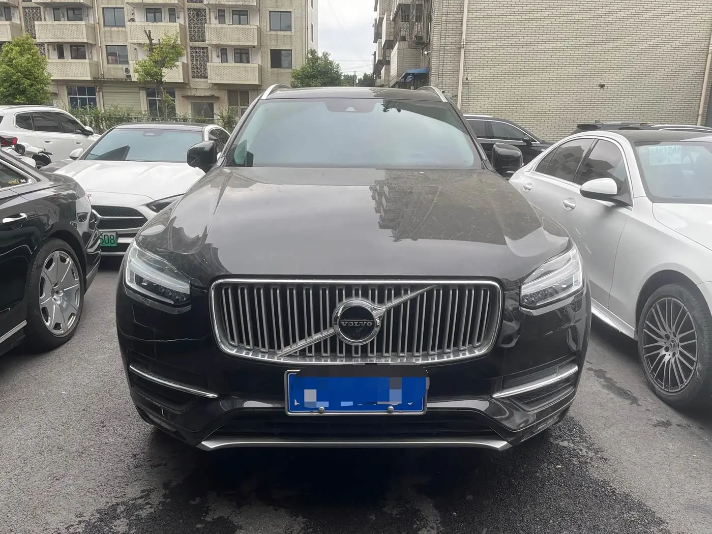 Volvo XC90 2018 — Фото 2/9