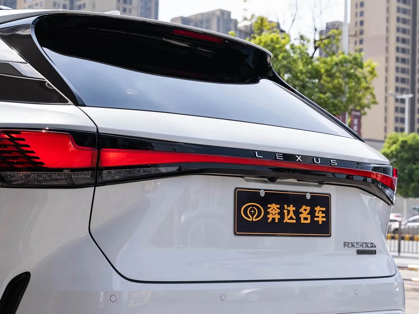 Lexus RX 2025 — Photo 7/20