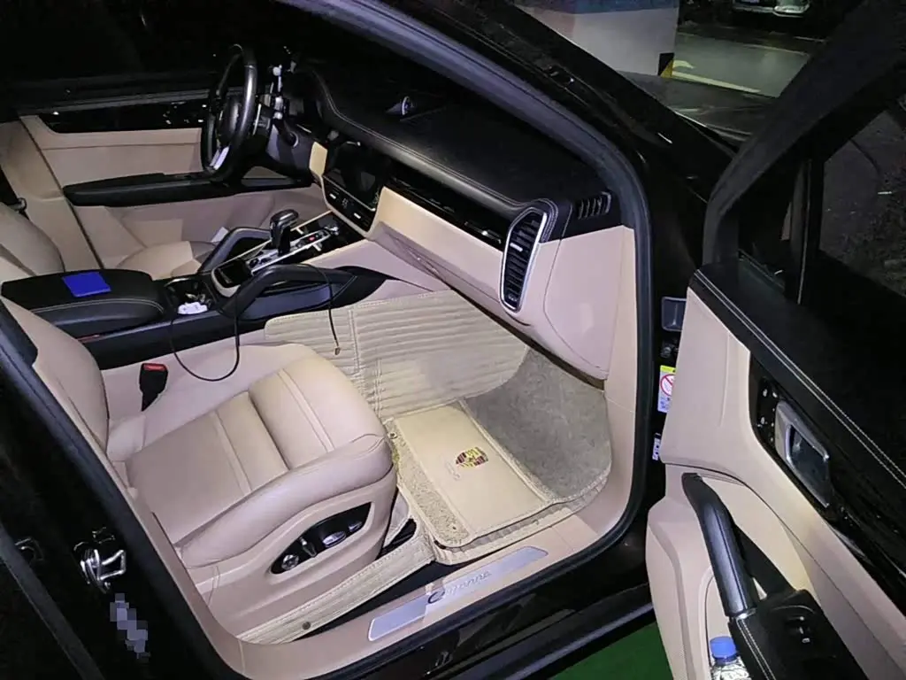 Porsche Cayenne 2020 — Фото 12/12
