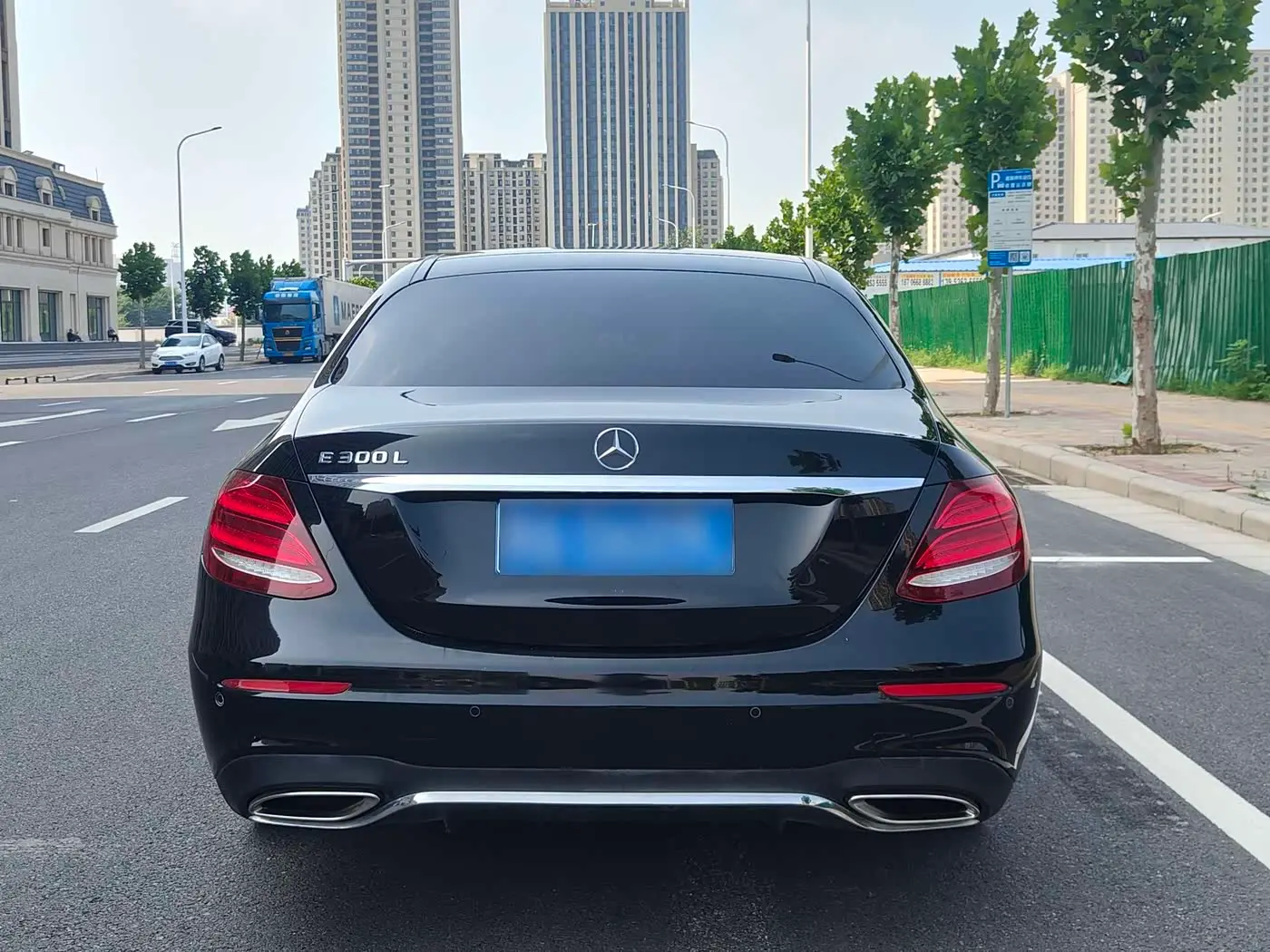 Mercedes-Benz E-Class 2018 — Фото 16/19