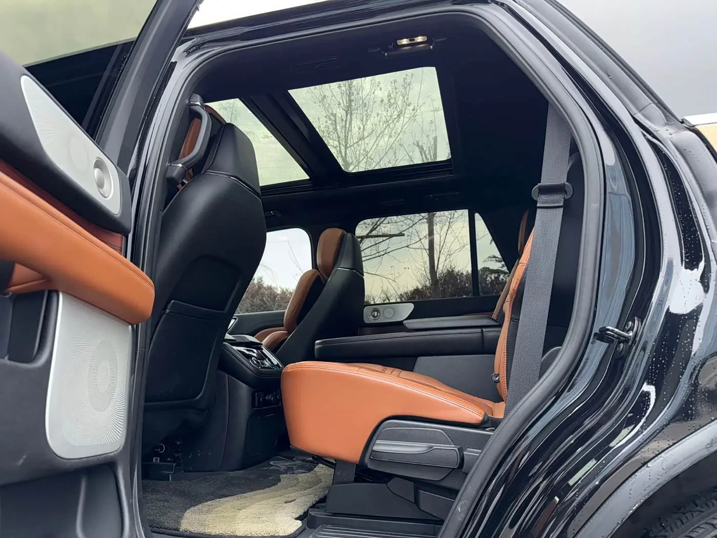 Lincoln Navigator 2021 — Şəkil 8/19
