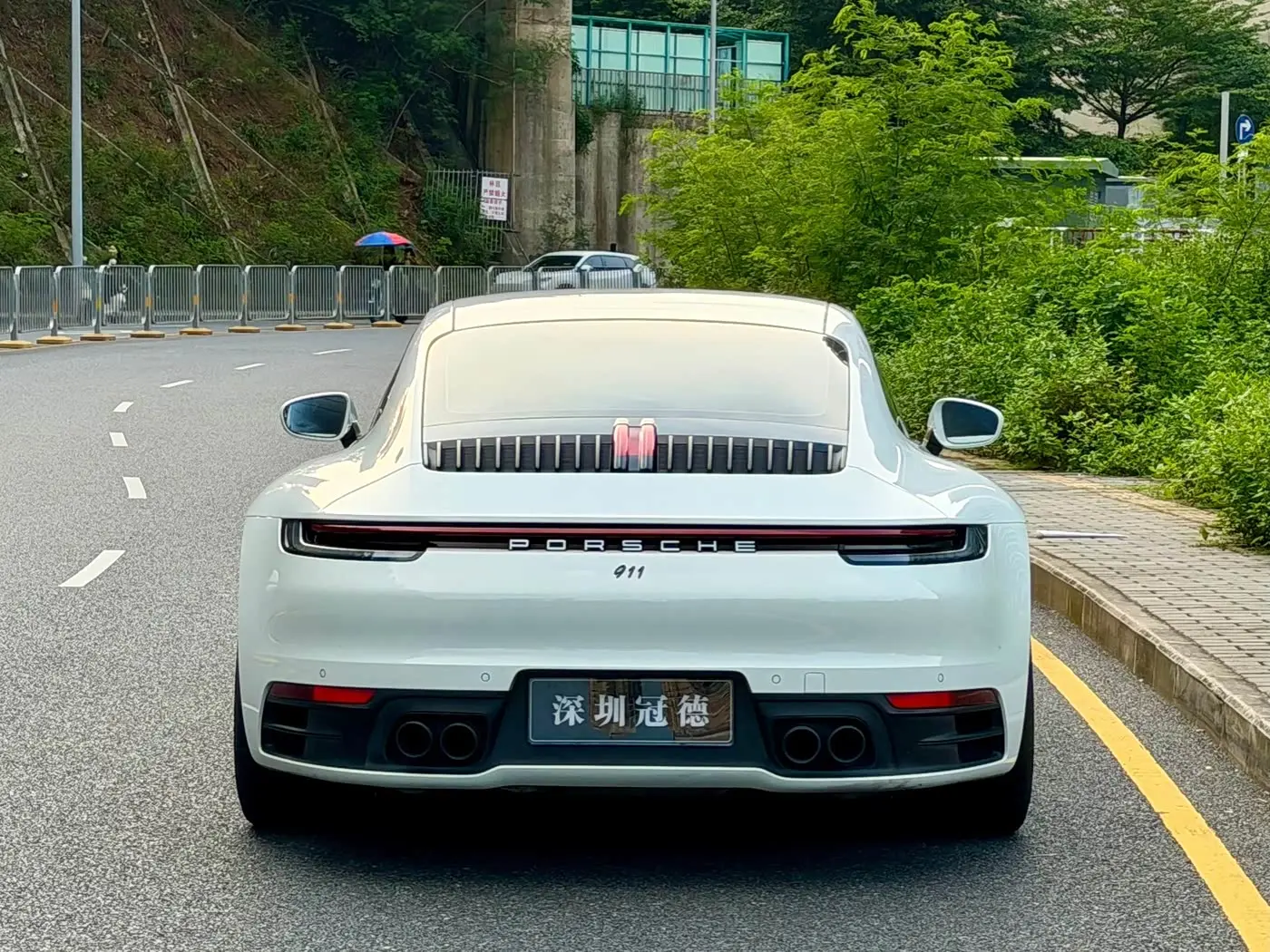 Porsche 911 2022 — Фото 5/15