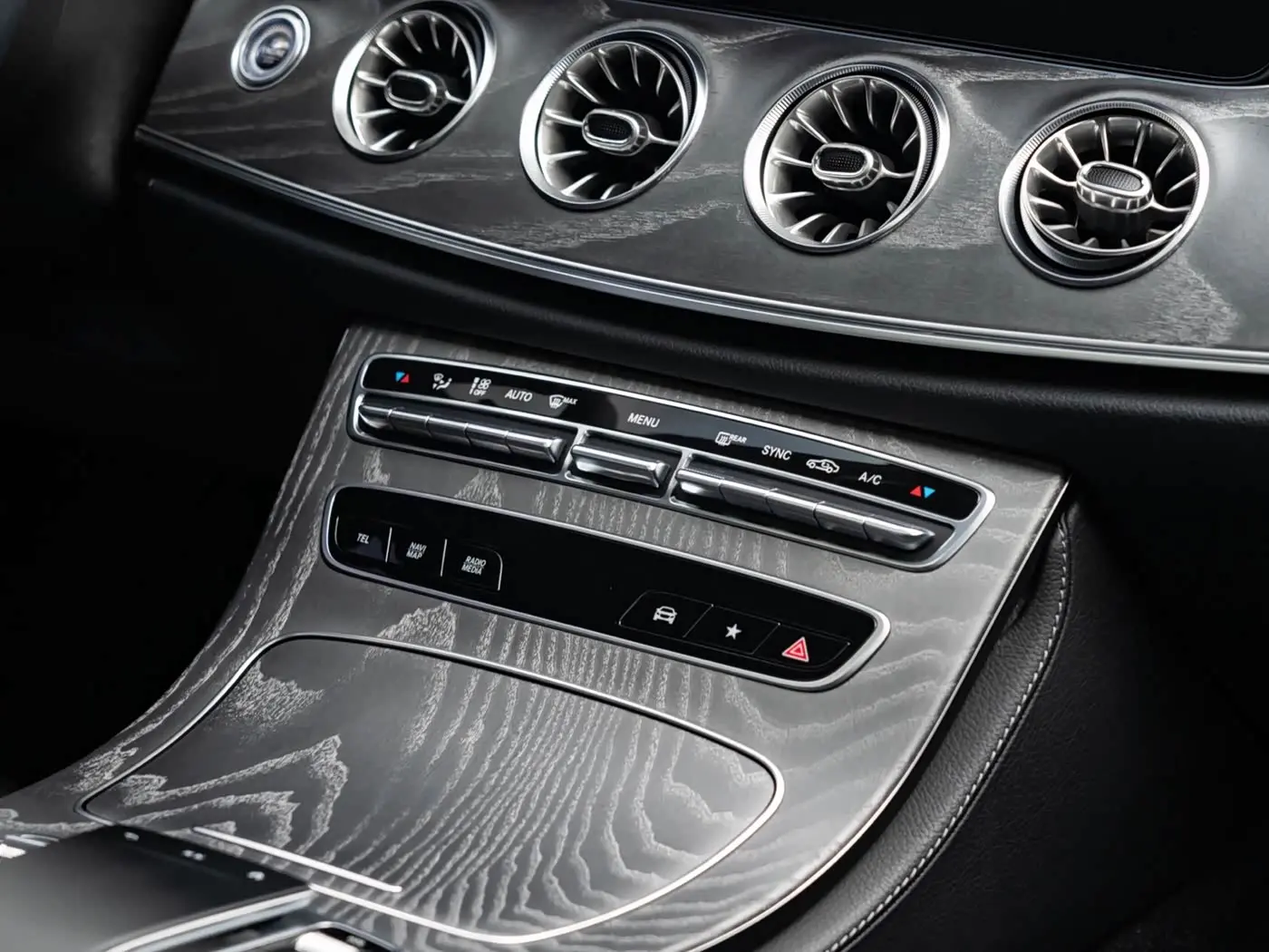 Mercedes-Benz CLS 2022 — Photo 6/20