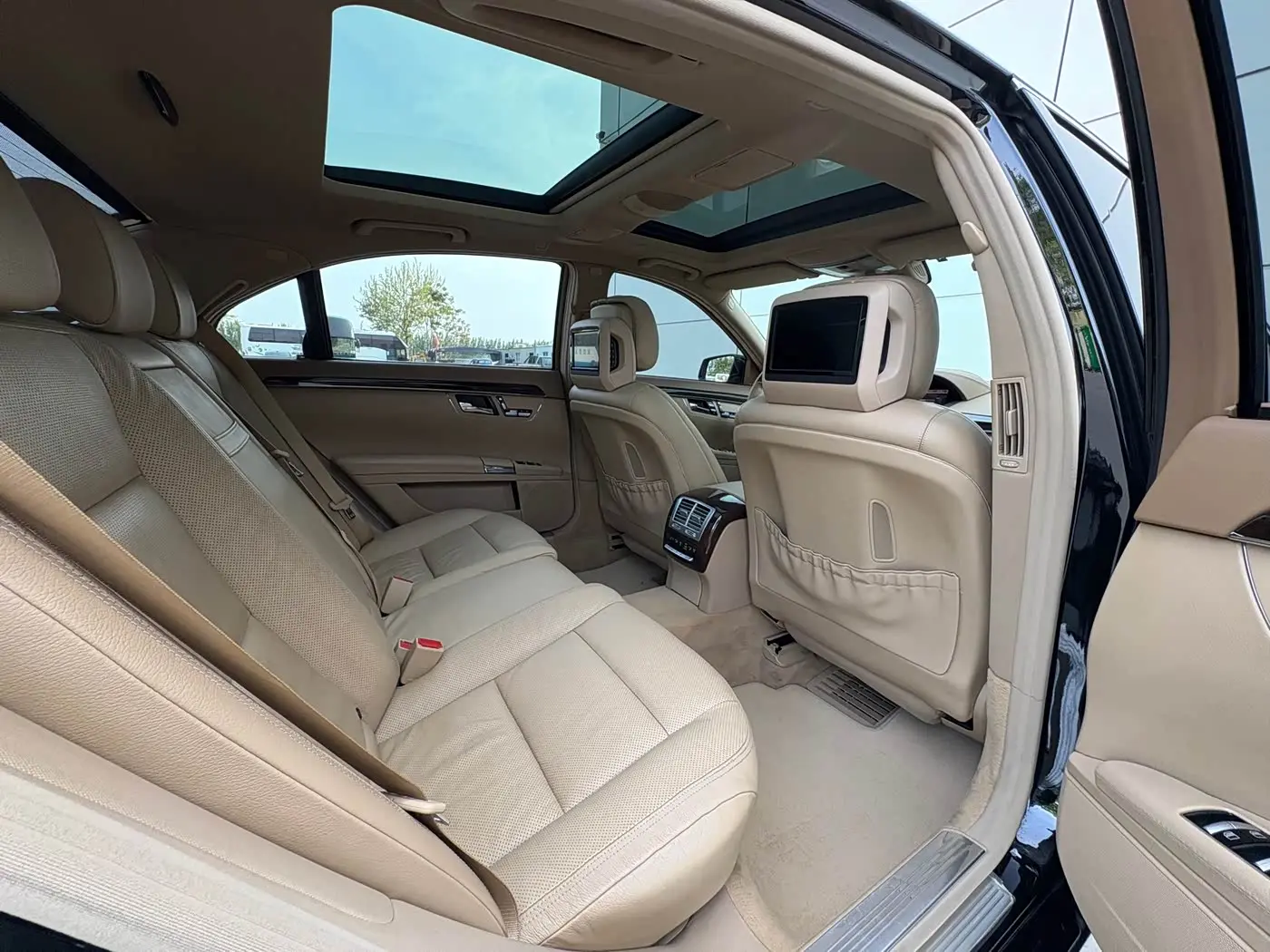 Mercedes-Benz S-Class 2012 — Photo 12/16