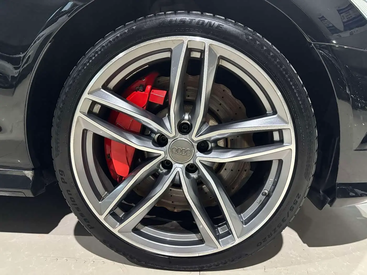 Audi A6L 2017 — Şəkil 16/17