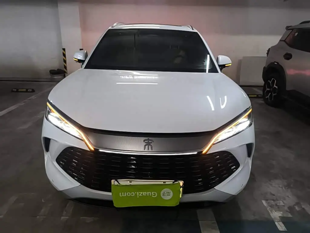 BYD Song L DM-i 2025 — Фото 3/20