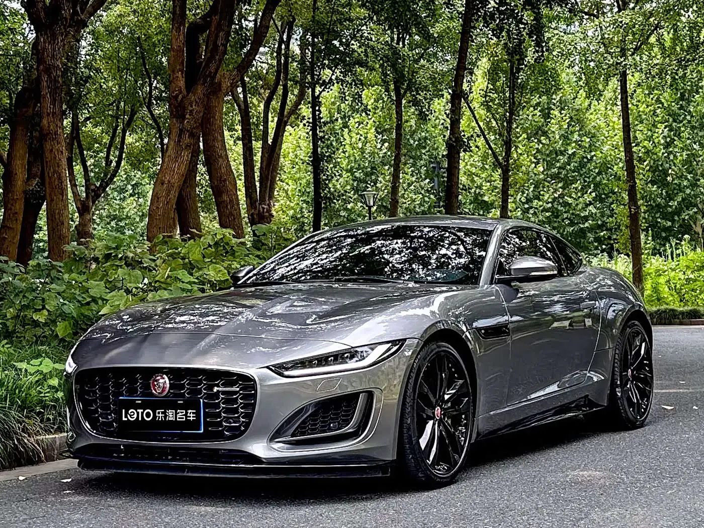 Jaguar F-TYPE 2023 — Photo 1/15