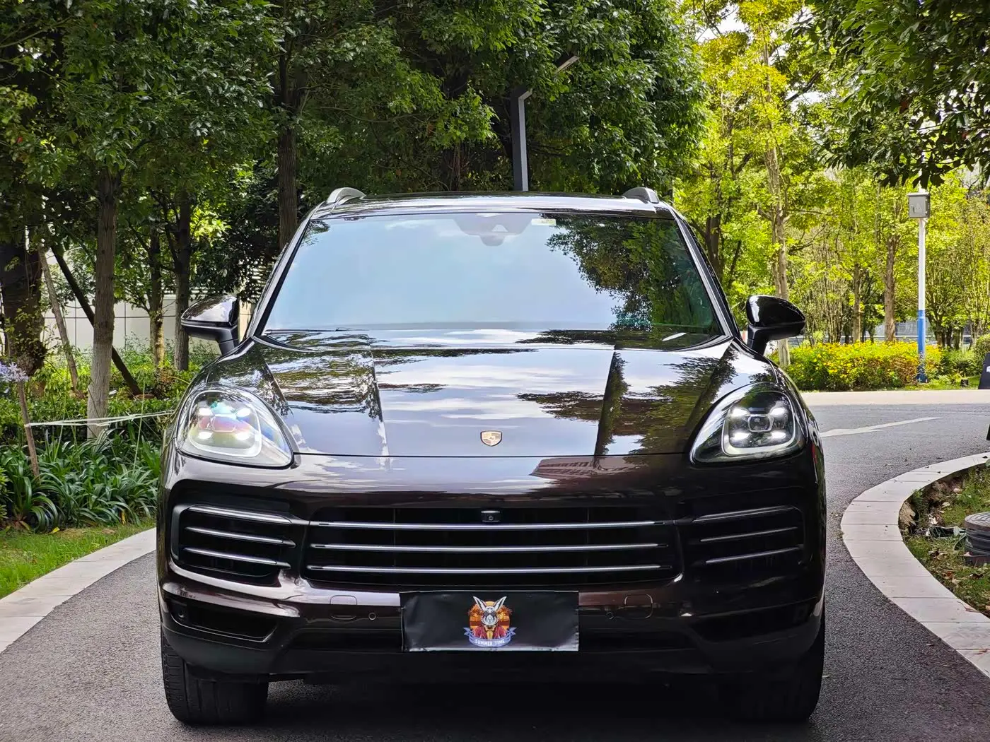 Porsche Cayenne 2018 — Фото 2/20