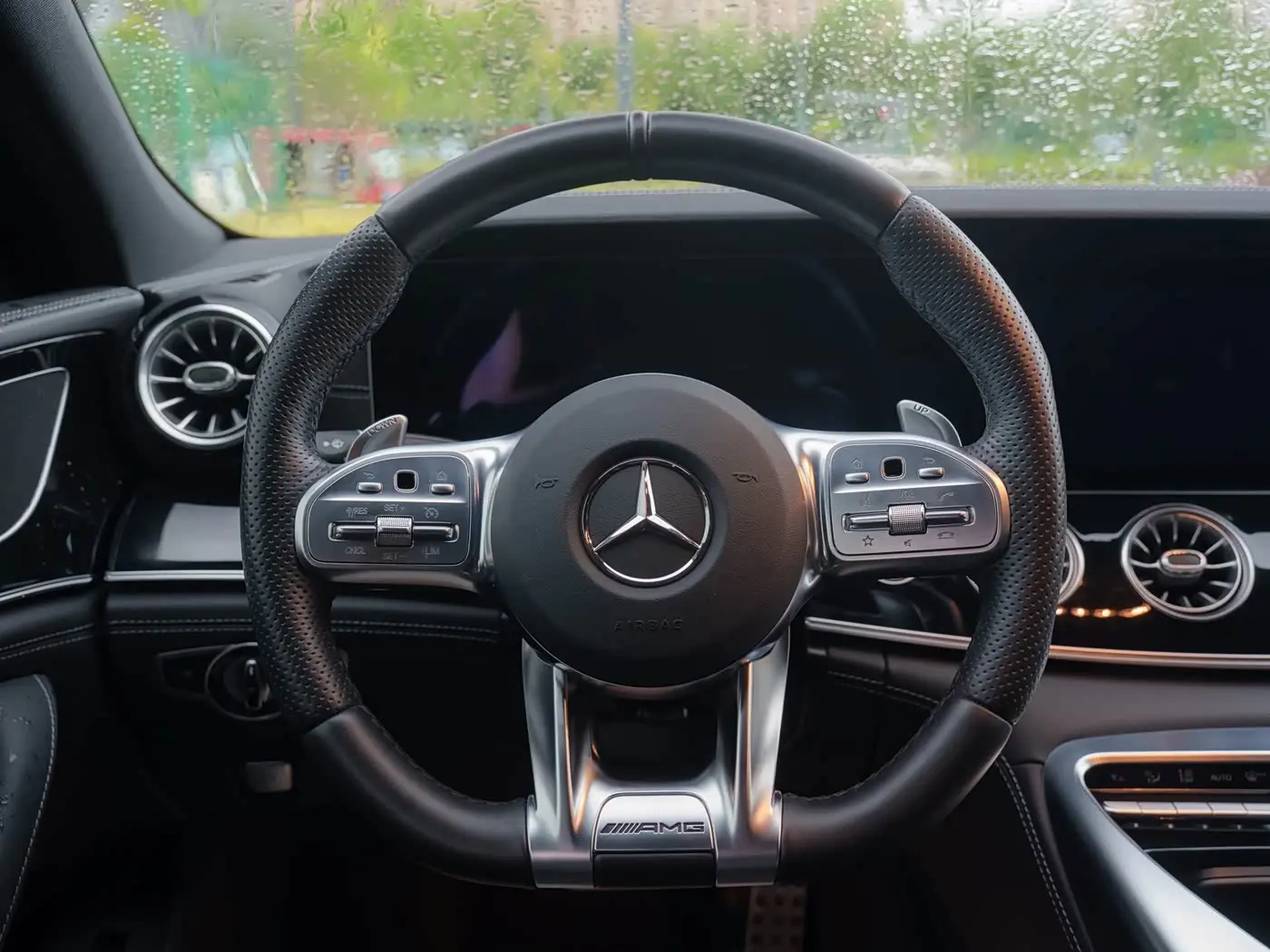Mercedes-Benz AMG GT 2021 — Şəkil 14/18