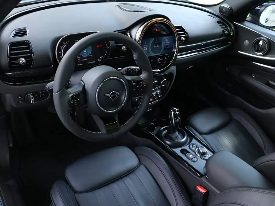 MINI CLUBMAN 2024 — Şəkil 17/20