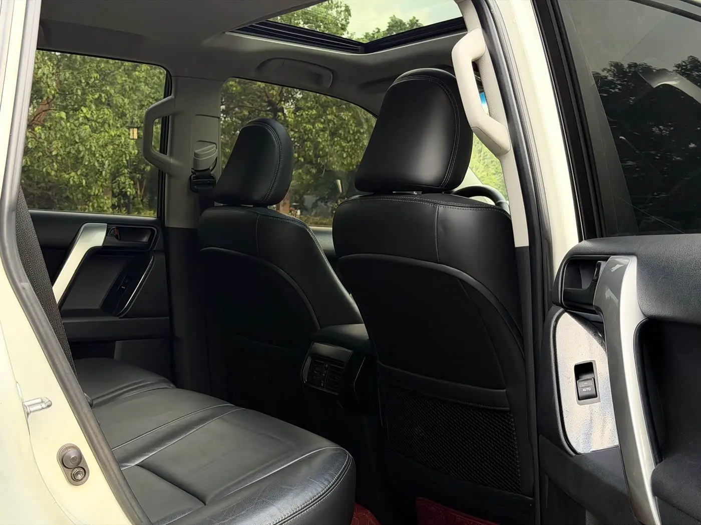 Toyota Prado 2017 — Фото 11/20