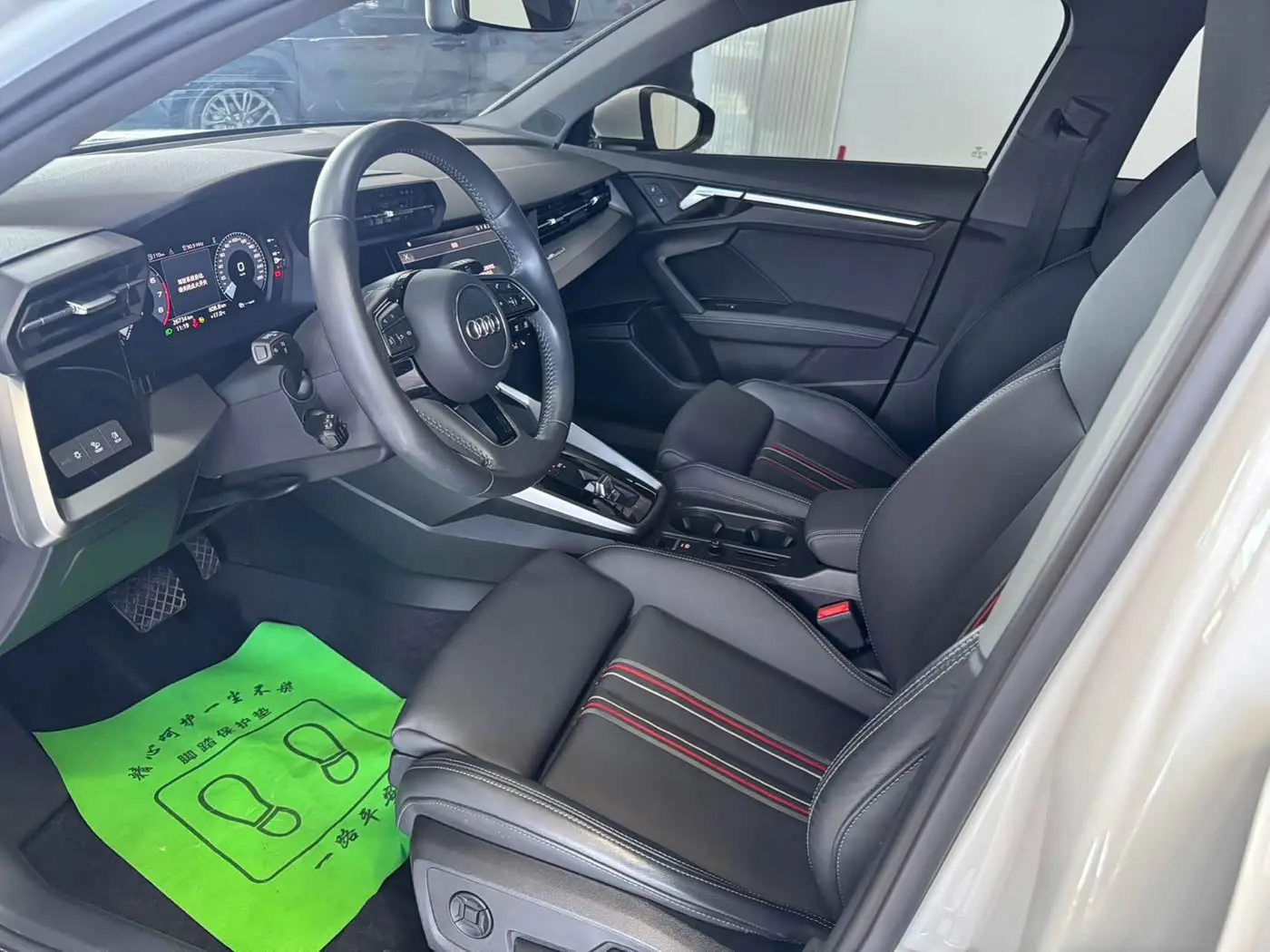 Audi A3 2022 — Photo 8/16