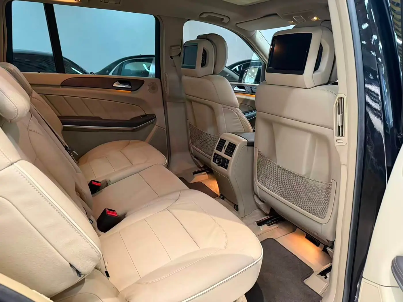 Mercedes-Benz GL-Class 2013 — Photo 8/16