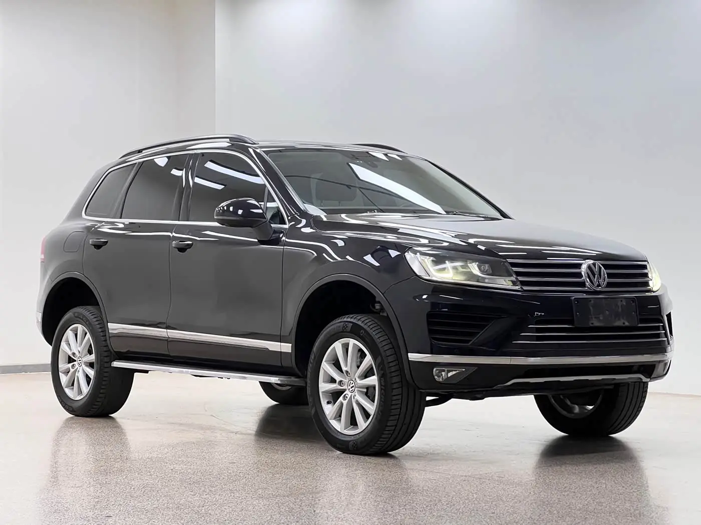 Volkswagen Touareg 2017 — Photo 3/20