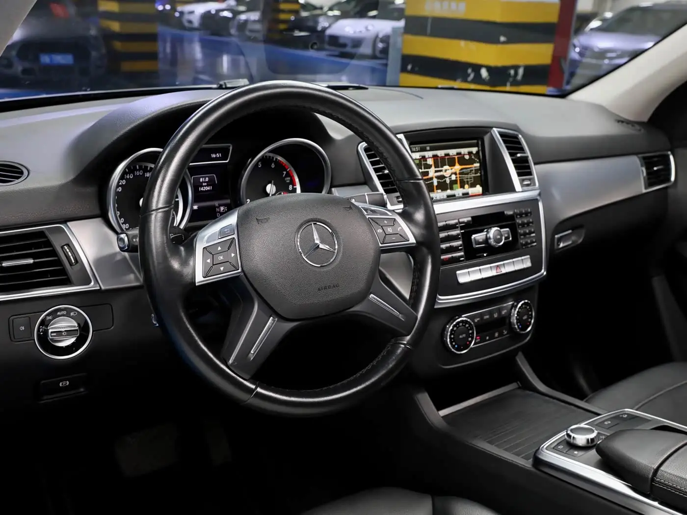 Mercedes-Benz M-Class 2013 — ფოტო 12/20