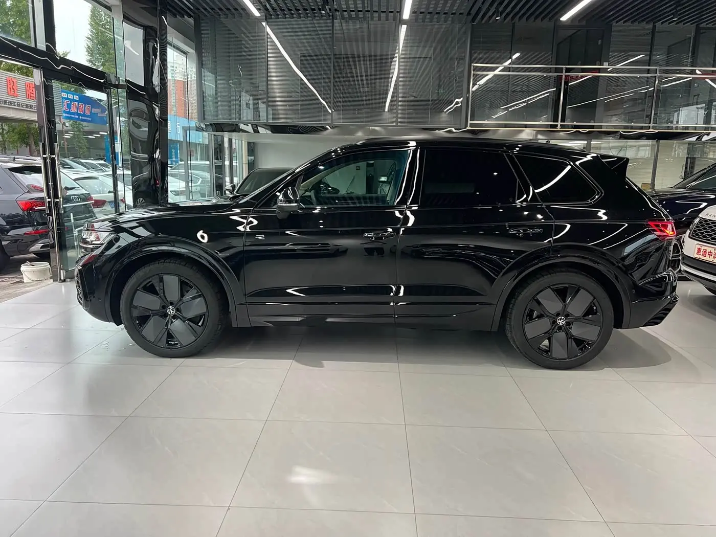 Volkswagen Touareg 2026 — Photo 7/19