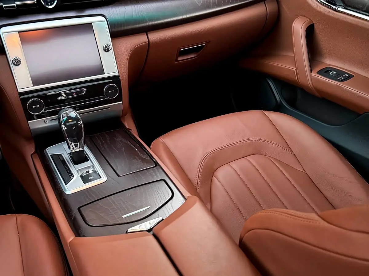 Maserati Quattroporte 2015 — Photo 19/20