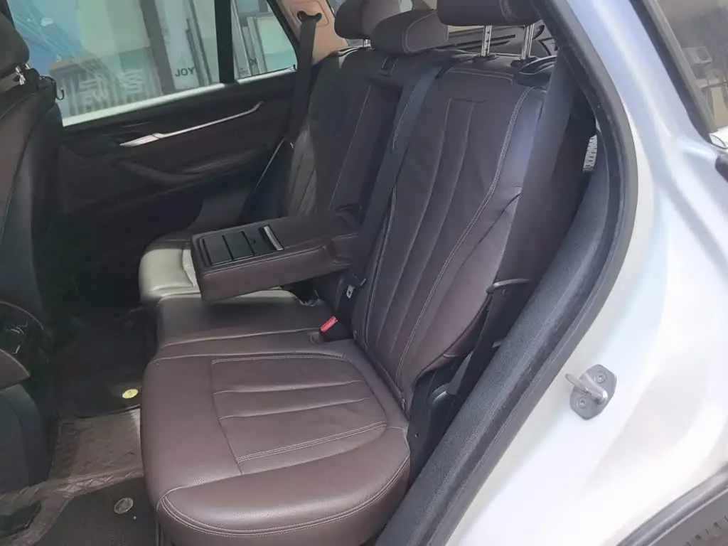 BMW X5 2014 — Photo 18/20