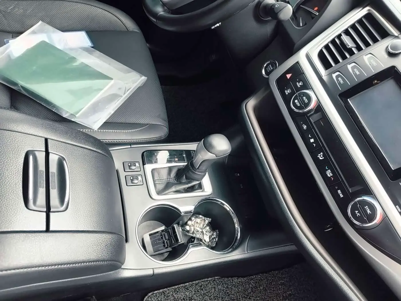 Toyota Highlander 2017 — Фото 13/15