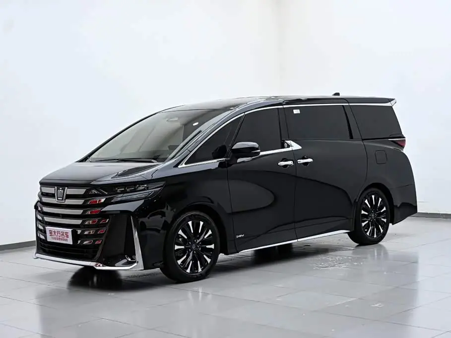 Toyota Vellfire 2023 — Фото 2/20