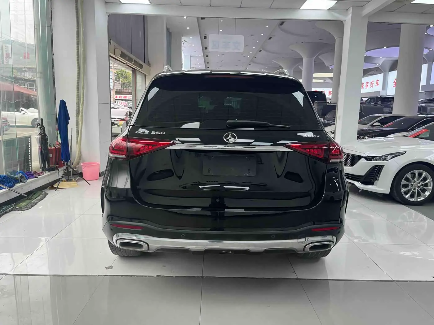 Mercedes-Benz GLE 2021 — Фото 8/20