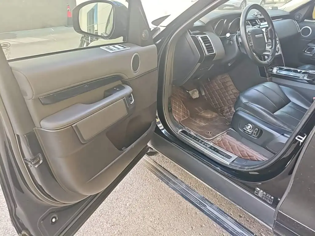 Land Rover Discovery 2018 — Şəkil 16/20