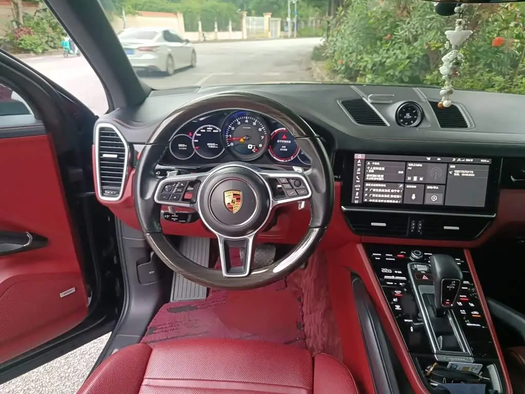 Porsche Cayenne 2020 — Şəkil 11/20