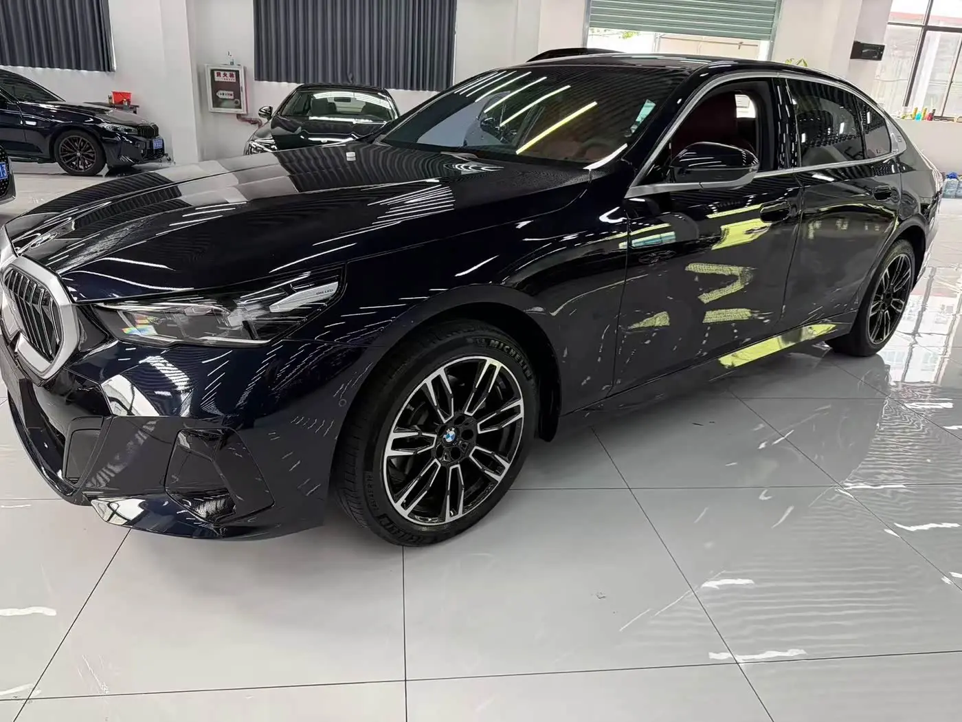 BMW 5 Series 2026 — Photo 2/9