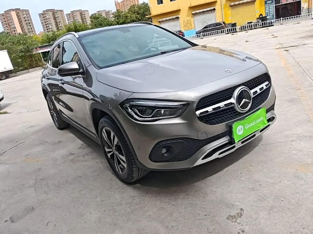 Mercedes-Benz GLA 2021 — Фото 4/20