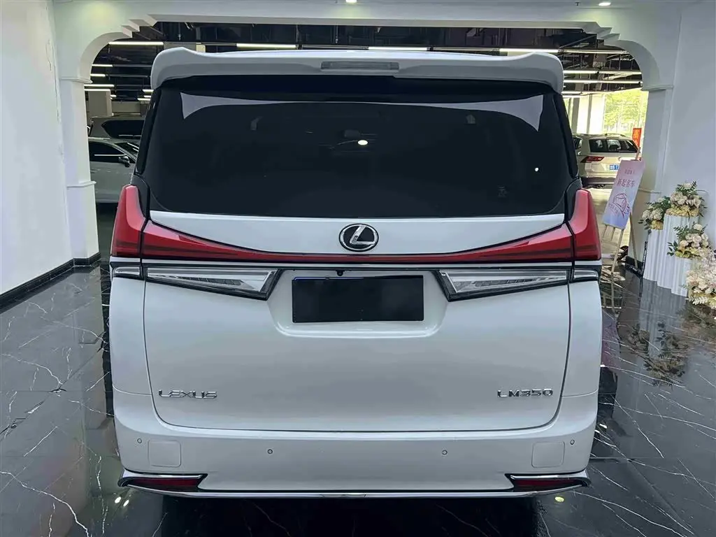 Toyota Alphard 2014 — Photo 19/20