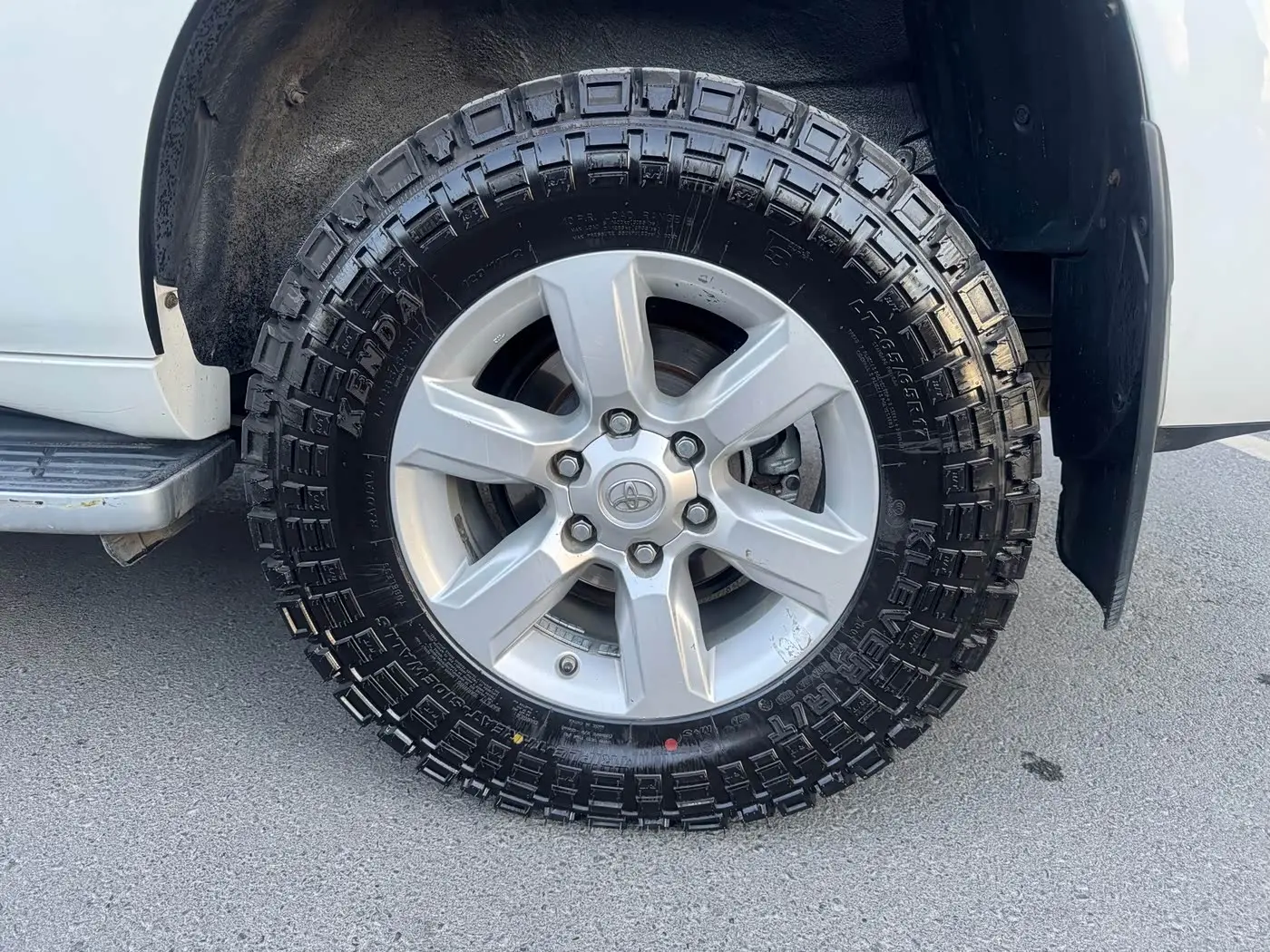 Toyota Prado 2016 — Şəkil 10/17