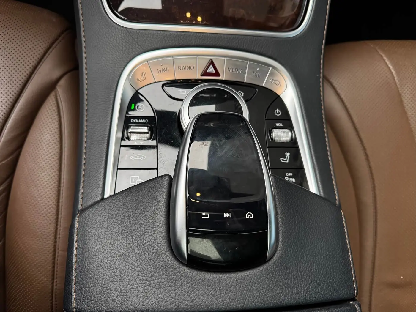 Mercedes-Benz S-Class 2018 — Photo 8/20